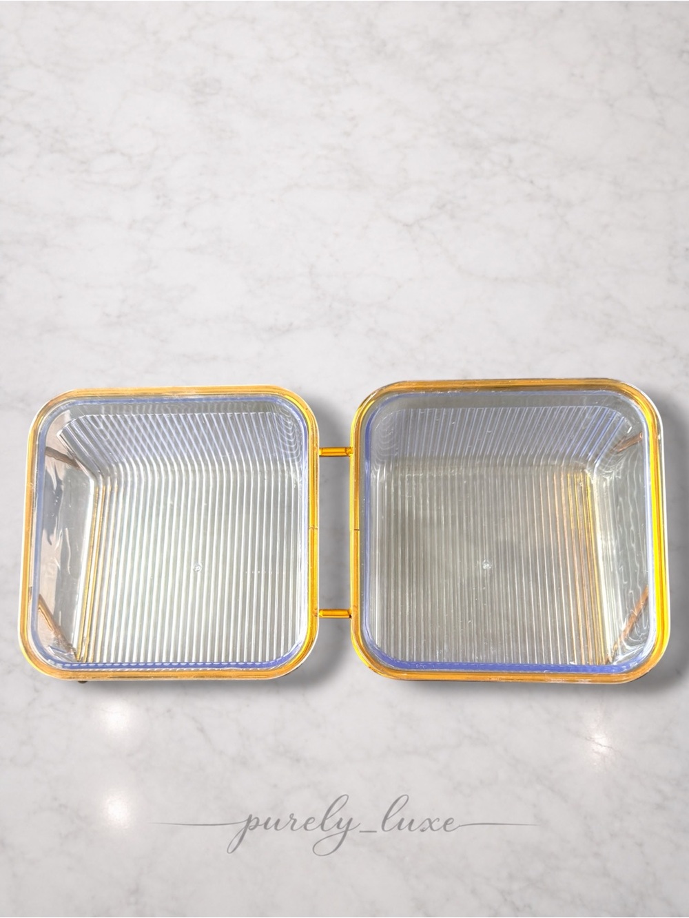 Aesthetic Translucent Ribbed Pet Bowls - Picture 2 of 2